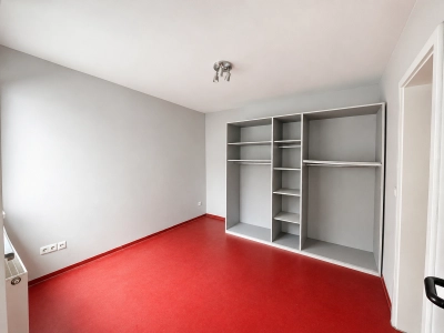 Schlafzimmer UG